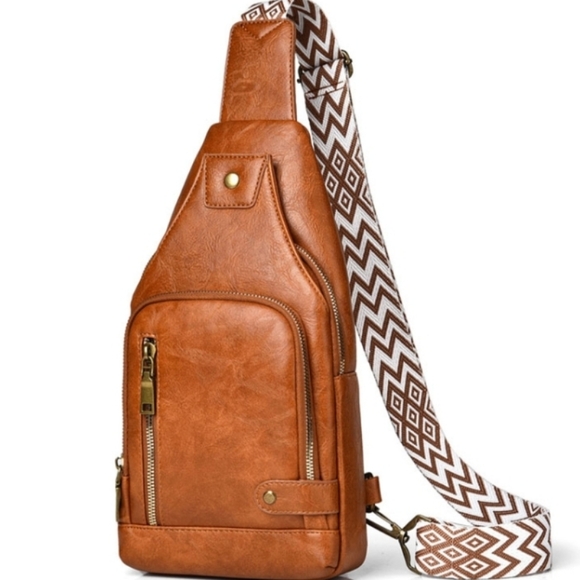 Felt's Fun Finds Handbags - Brown Pleather Sling Bag Multi Pockets 12x8x2.5 New